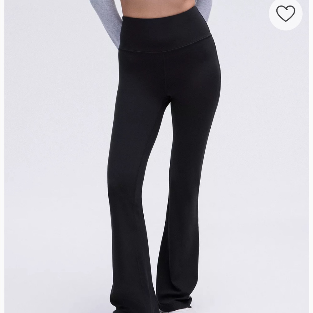 Lululemon black flare leggings